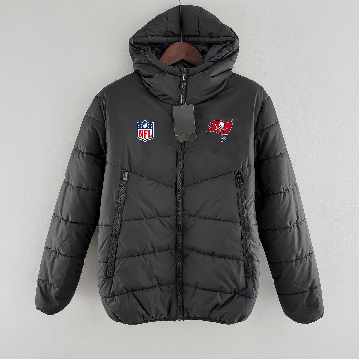Tampa Bay Buccaneers Hooded Coat Down Jacket - Black